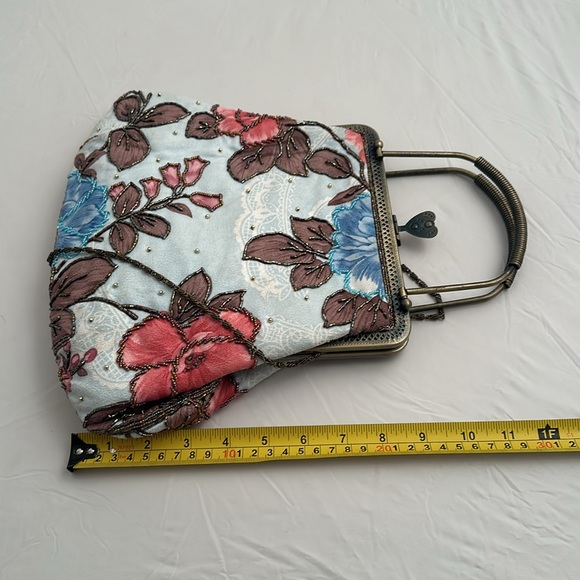 Unbranded vintage style light blue beaded evening bag - Picture 7 of 14